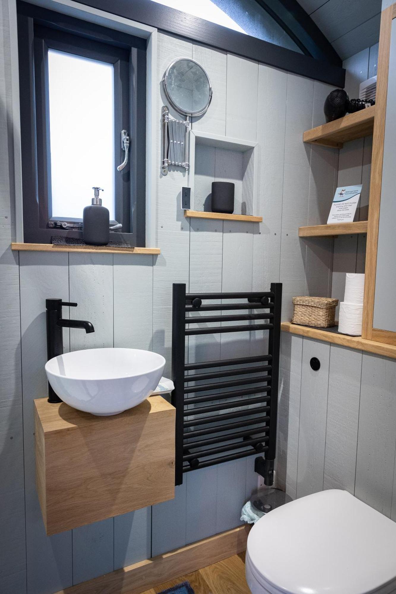 West Lyn Farm B&B And Shepherd Hut Lynton Exteriér fotografie